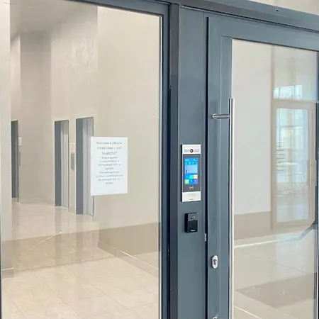 Arena Mall Galleria View And Securities Parking2 بورغاس