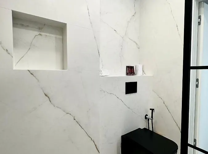 Апартамент Arena Mall Galleria View And Securities Parking2 *