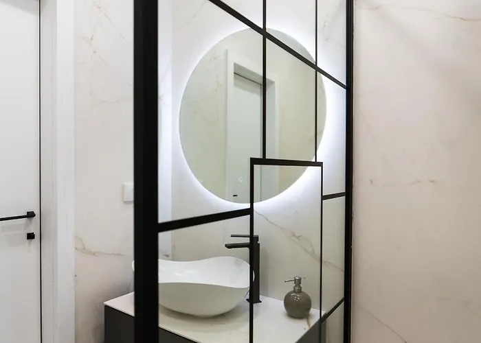 Апартамент Arena Mall Galleria View And Securities Parking2 Бургас