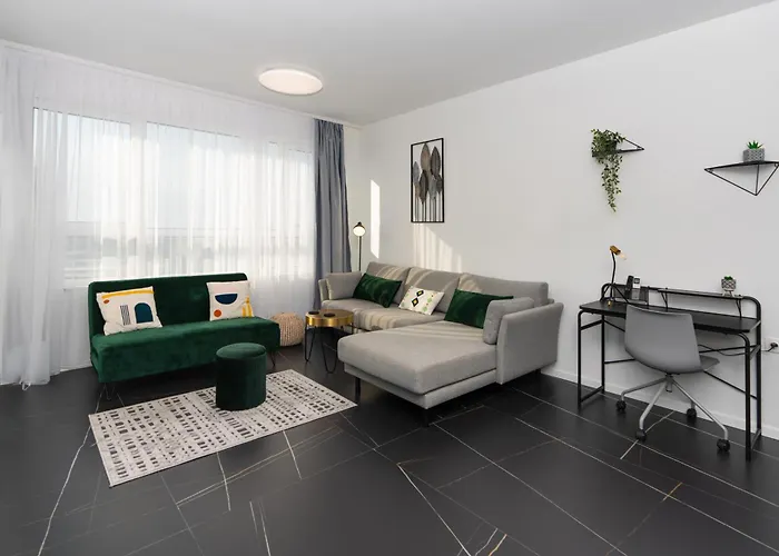 Arena Mall Galleria View And Securities Parking2 Апартамент *