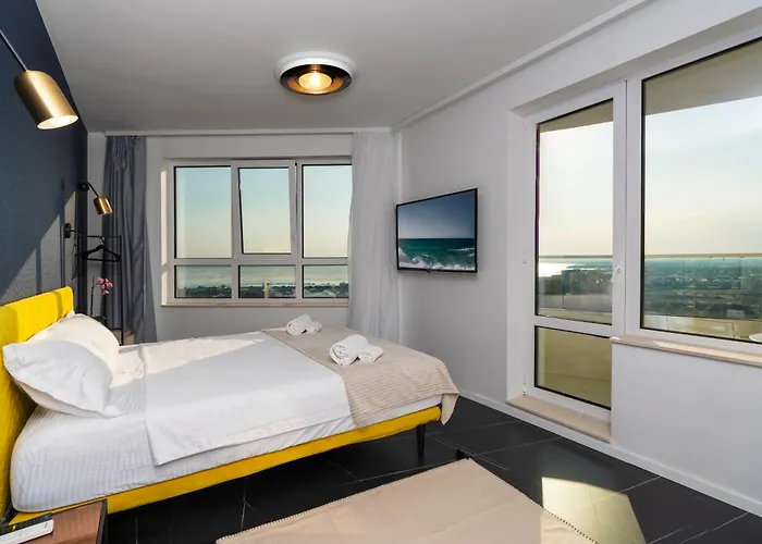 Arena Mall Galleria View And Securities Parking2 Апартамент Бургас